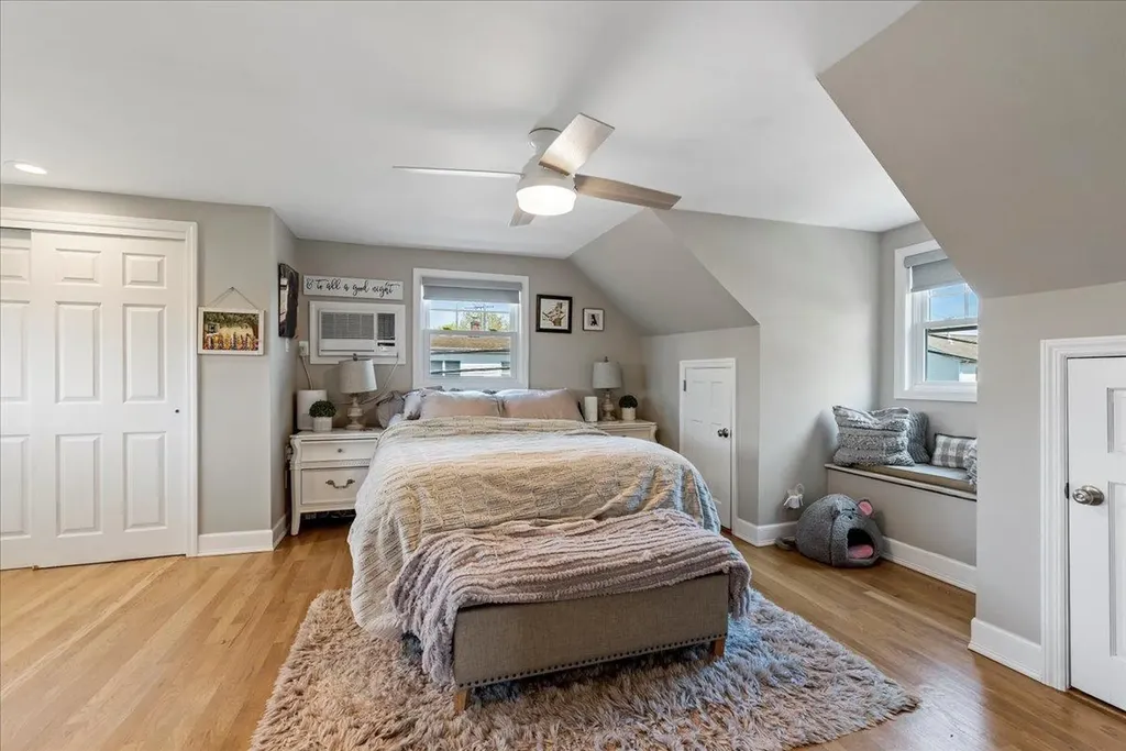 6 Nancy Lane Hicksville NY 11801