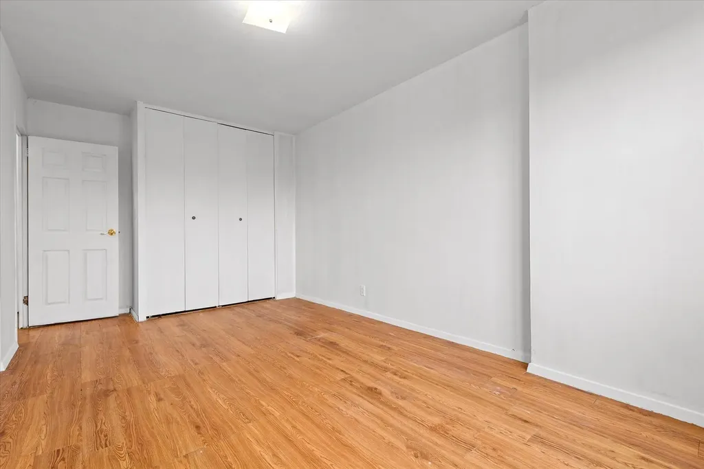 90-60 Union Turnpike Glendale NY 11385