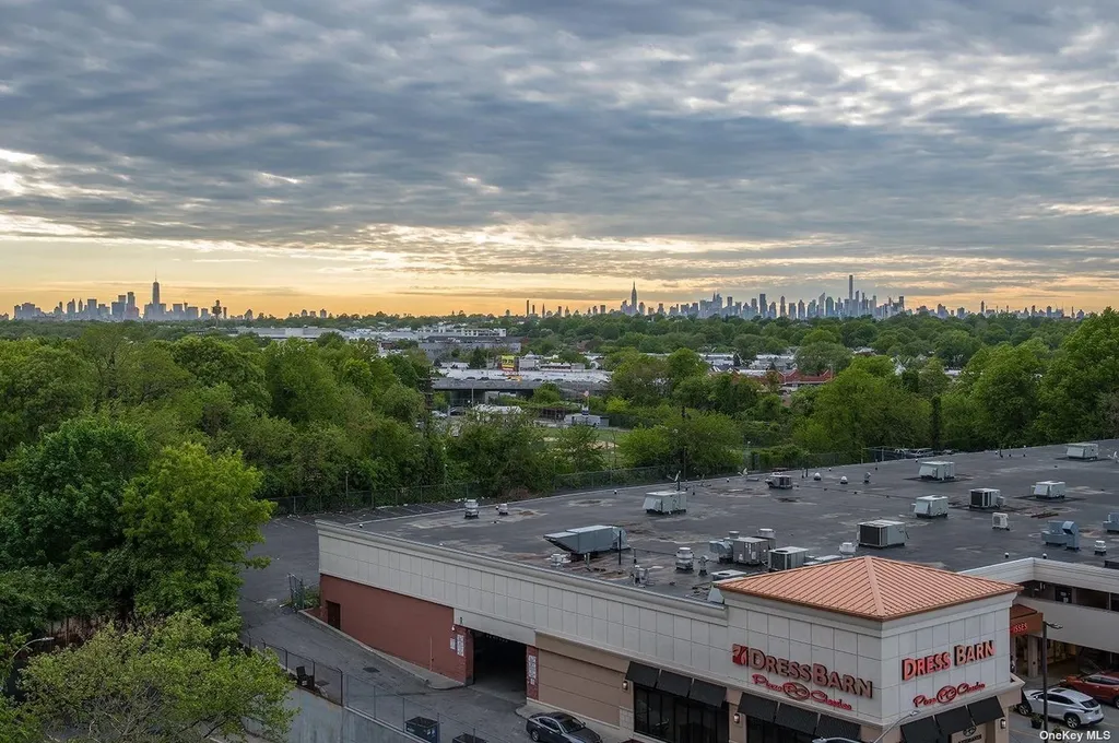 90-60 Union Turnpike Glendale NY 11385