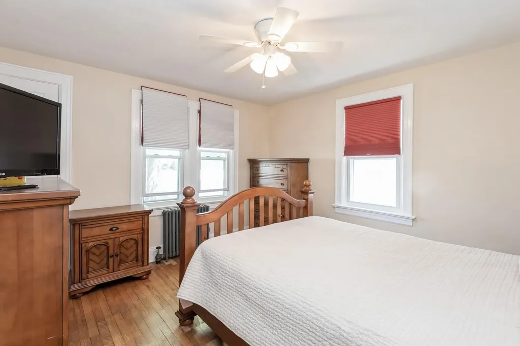 121 Camp Avenue Merrick NY 11566