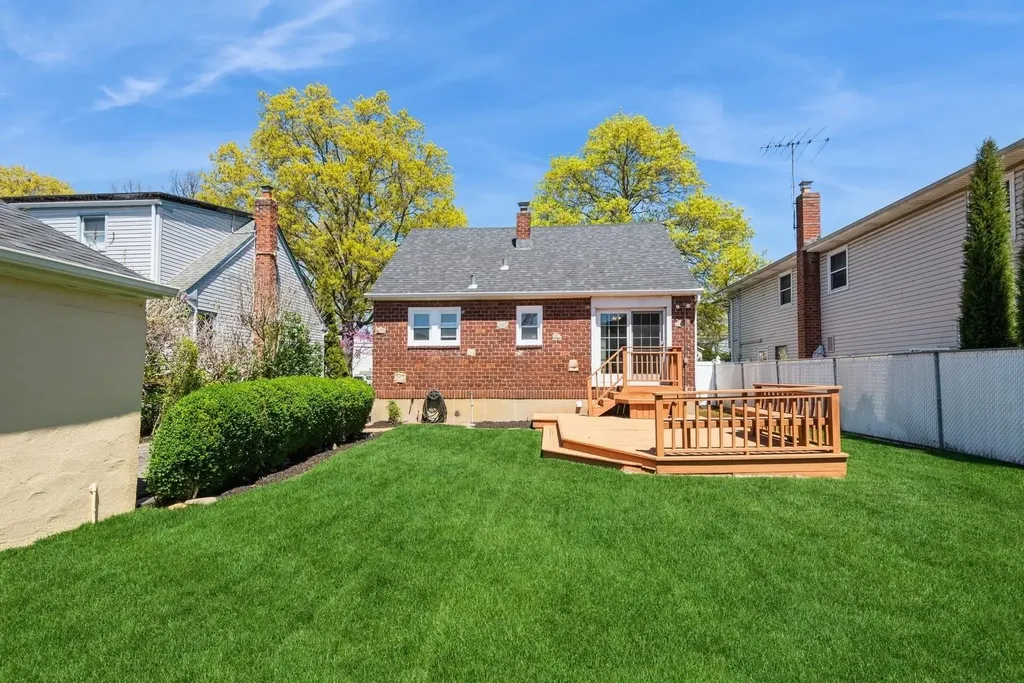 121 Camp Avenue Merrick NY 11566