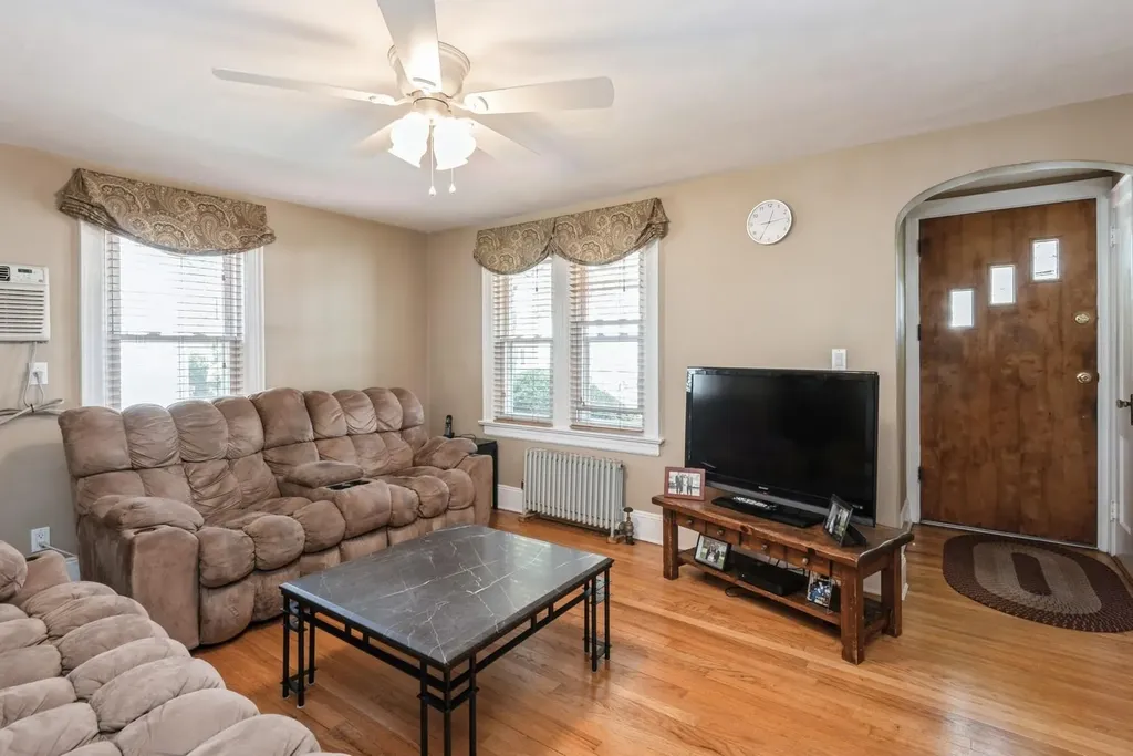121 Camp Avenue Merrick NY 11566