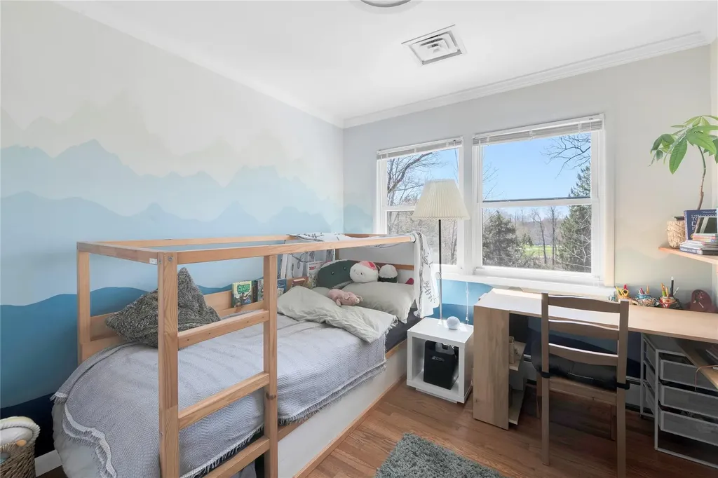 52 Seneca Lane Pleasantville NY 10570
