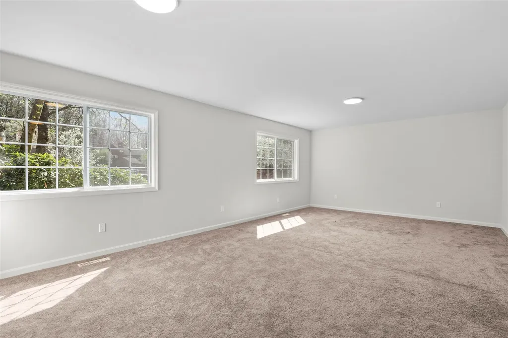 203 Apple Tree Lane Brewster NY 10509