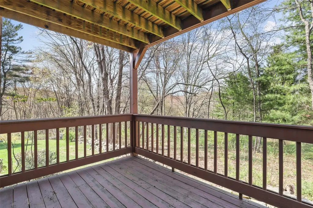 203 Apple Tree Lane Brewster NY 10509