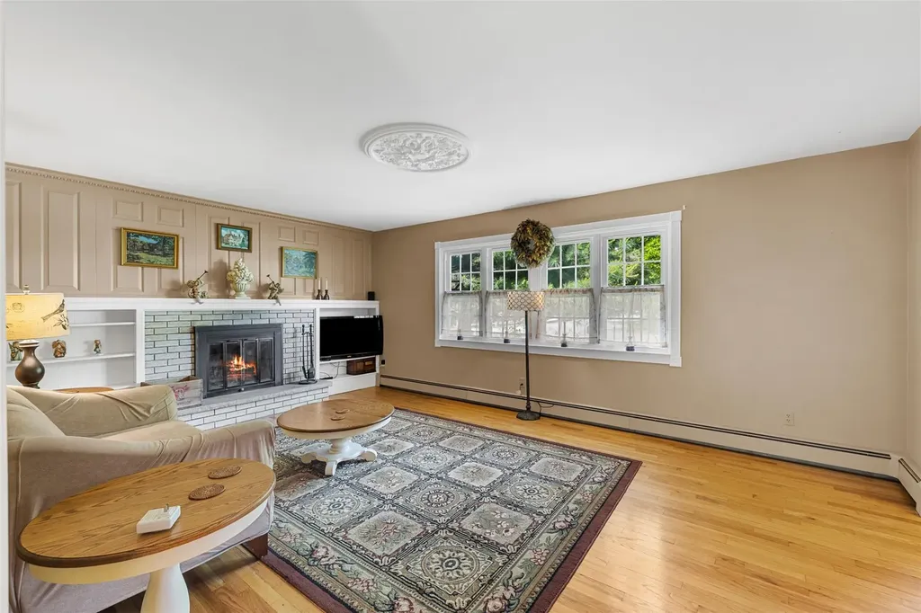 91 Wheaton Avenue Fishkill NY 12524
