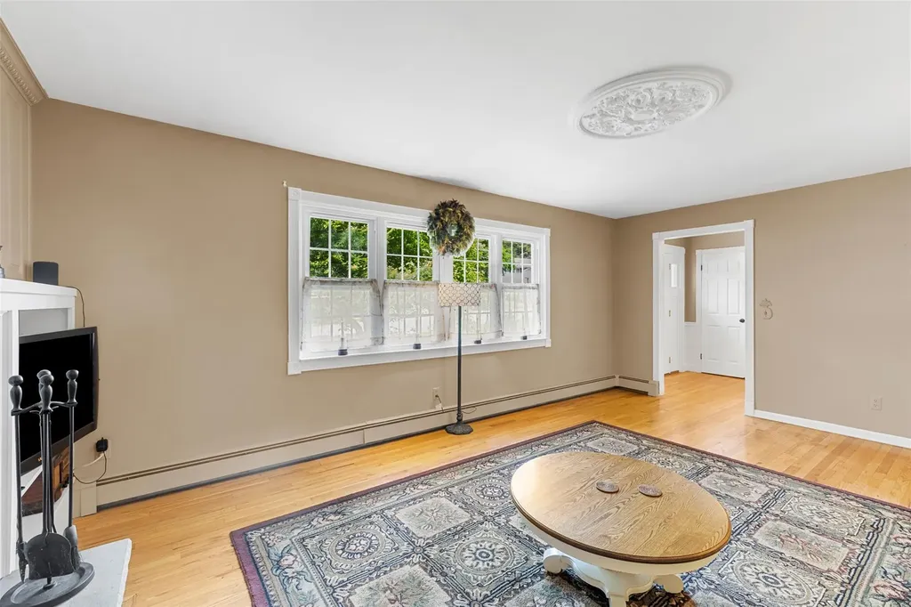 91 Wheaton Avenue Fishkill NY 12524