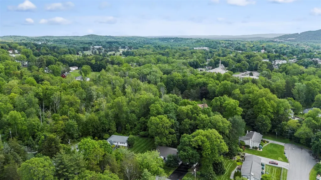 91 Wheaton Avenue Fishkill NY 12524