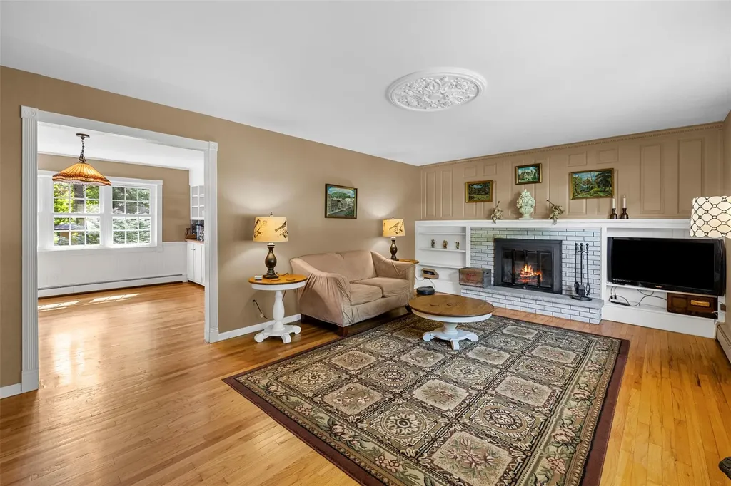 91 Wheaton Avenue Fishkill NY 12524