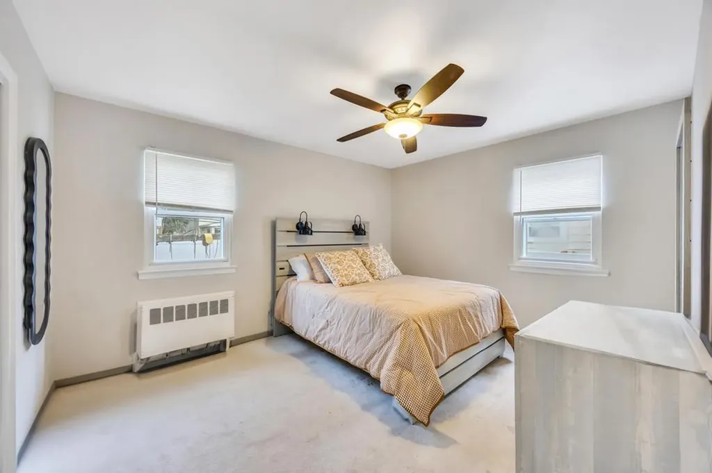 140 Saddle Rock Road Valley Stream NY 11581