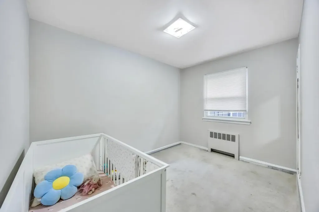 140 Saddle Rock Road Valley Stream NY 11581