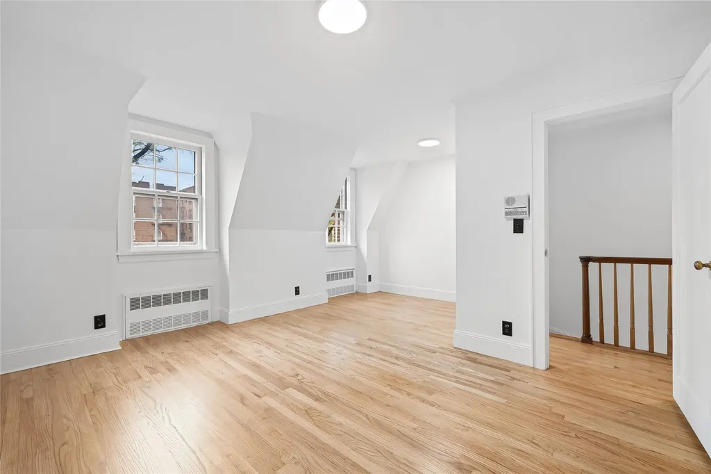 408 Burns Street Forest Hills NY 11375
