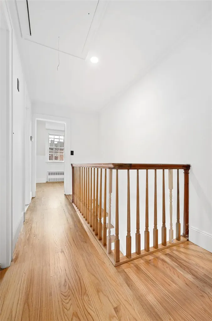 408 Burns Street Forest Hills NY 11375