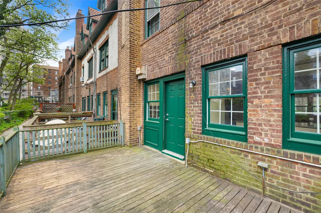 408 Burns Street Forest Hills NY 11375