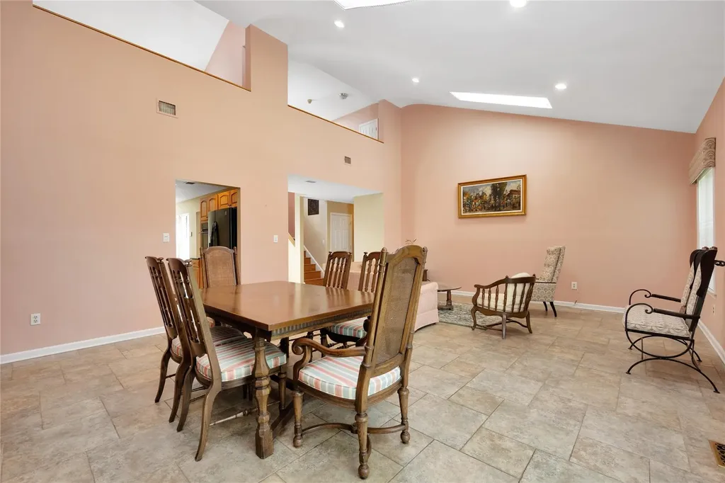 42 Larkspur Lane Commack NY 11725