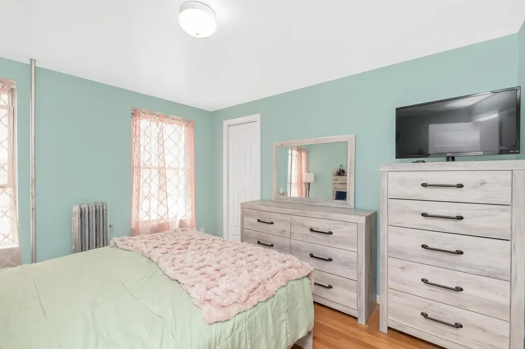 327 East 241st Street Bronx NY 10470