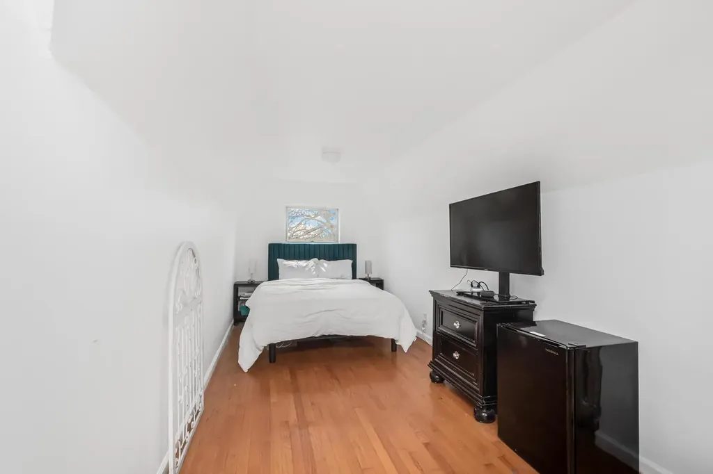 327 East 241st Street Bronx NY 10470