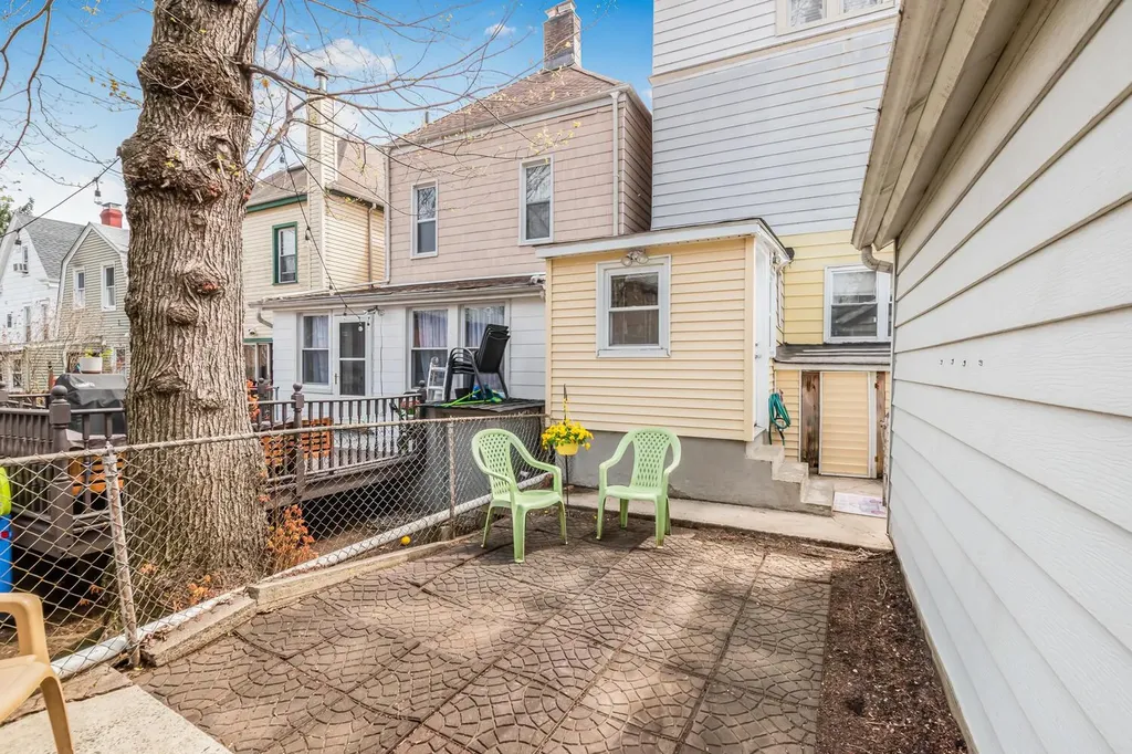 327 East 241st Street Bronx NY 10470