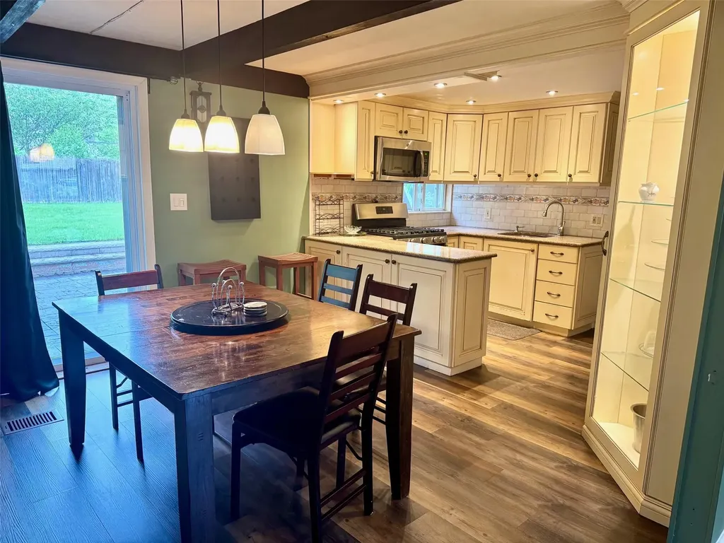 358 Magnolia Drive Selden NY 11784