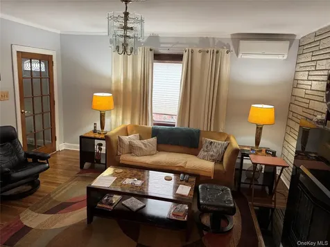 111-54 178th Place Addisleigh Park NY 11433