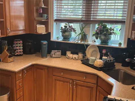 111-54 178th Place Addisleigh Park NY 11433