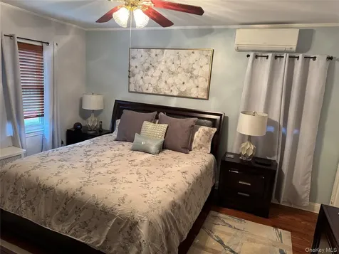 111-54 178th Place Addisleigh Park NY 11433