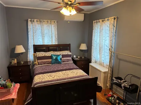 111-54 178th Place Addisleigh Park NY 11433