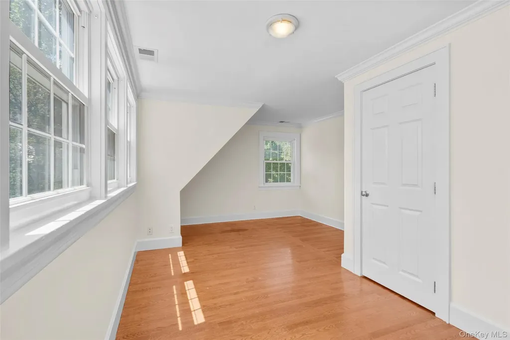 37 Highwood Avenue Larchmont NY 10538