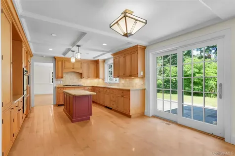 37 Highwood Avenue Larchmont NY 10538