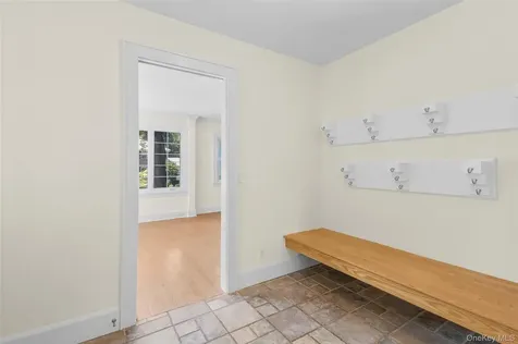 37 Highwood Avenue Larchmont NY 10538