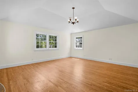 37 Highwood Avenue Larchmont NY 10538