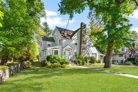 37 Highwood Avenue Larchmont NY 10538