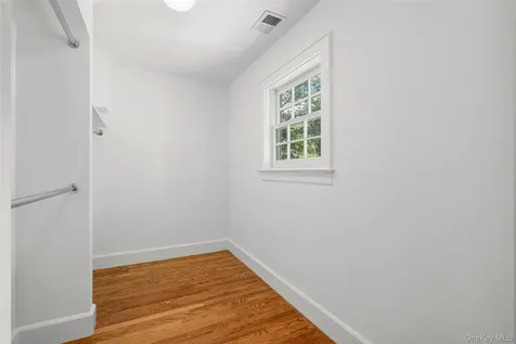 37 Highwood Avenue Larchmont NY 10538