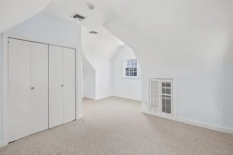37 Highwood Avenue Larchmont NY 10538