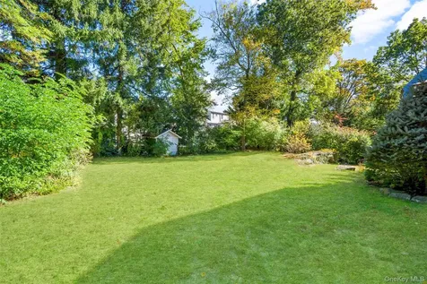 37 Highwood Avenue Larchmont NY 10538