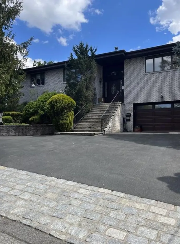 74 Ardell Road Bronxville NY 10708