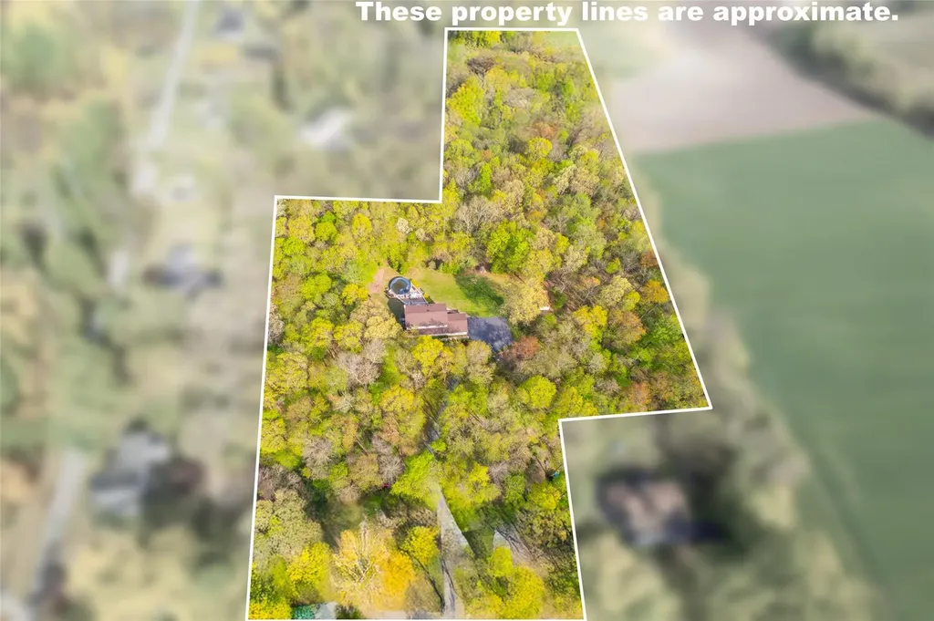 319 Garrison Woods Lane Wallkill NY 12589