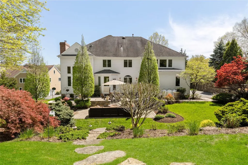 32 Stonewall Circle West Harrison NY 10604