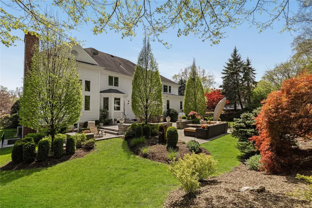 32 Stonewall Circle West Harrison NY 10604