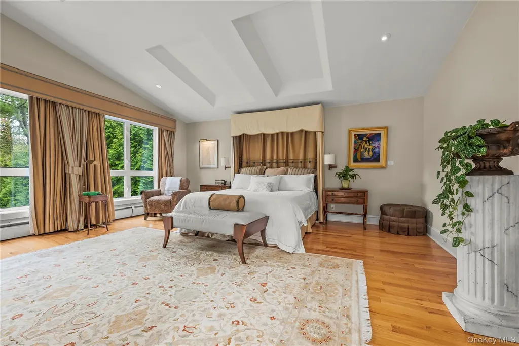 16 High Point Lane Scarsdale NY 10583