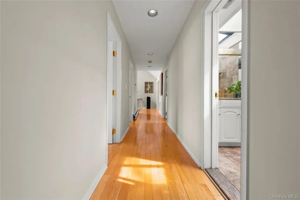 16 High Point Lane Scarsdale NY 10583