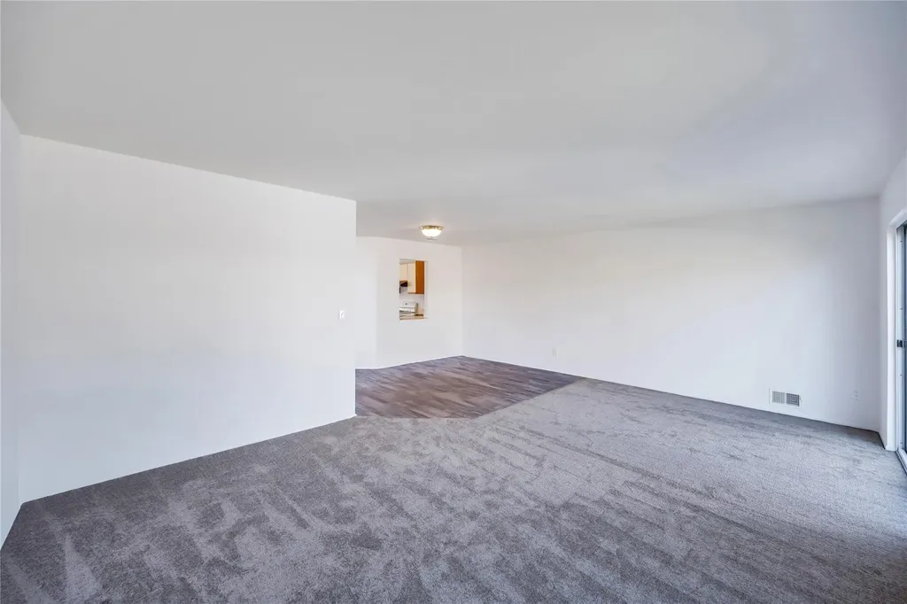 3 Peacock Path Coram NY 11727