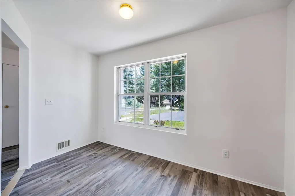 3 Peacock Path Coram NY 11727