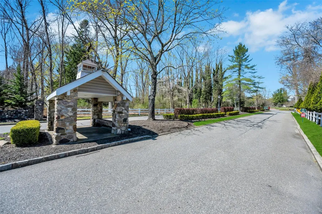 3 Peacock Path Coram NY 11727