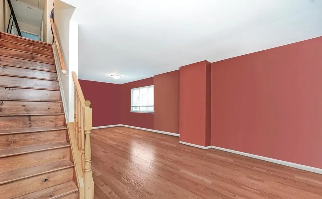 32 Kelly Boulevard Staten Island NY 10314