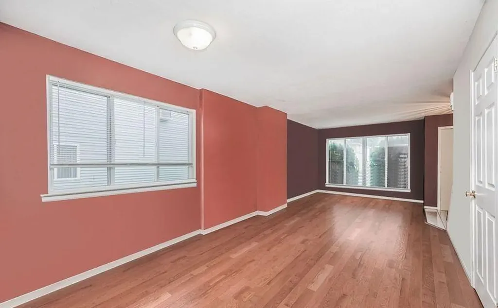 32 Kelly Boulevard Staten Island NY 10314
