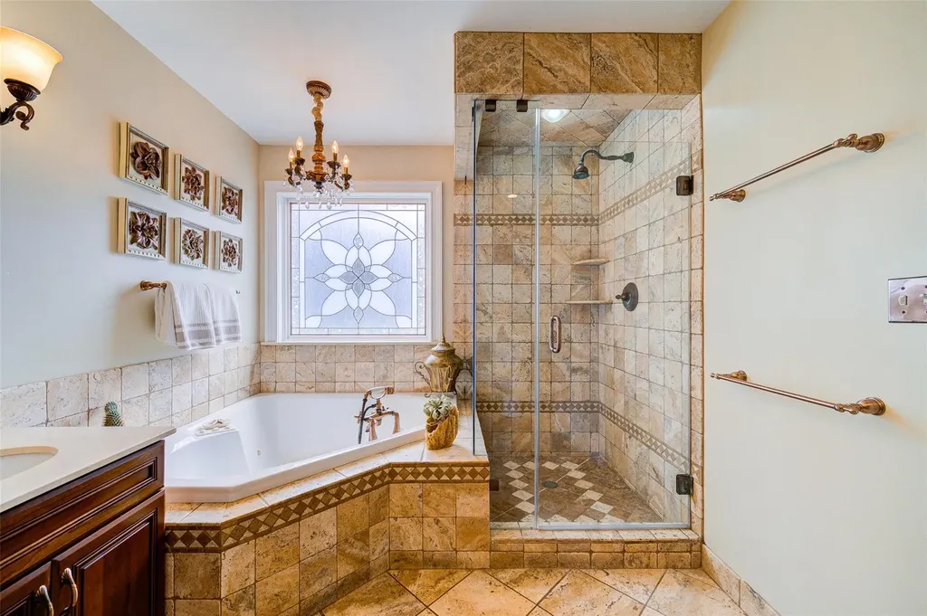 8 Strawberry Lane Poughkeepsie NY 12603