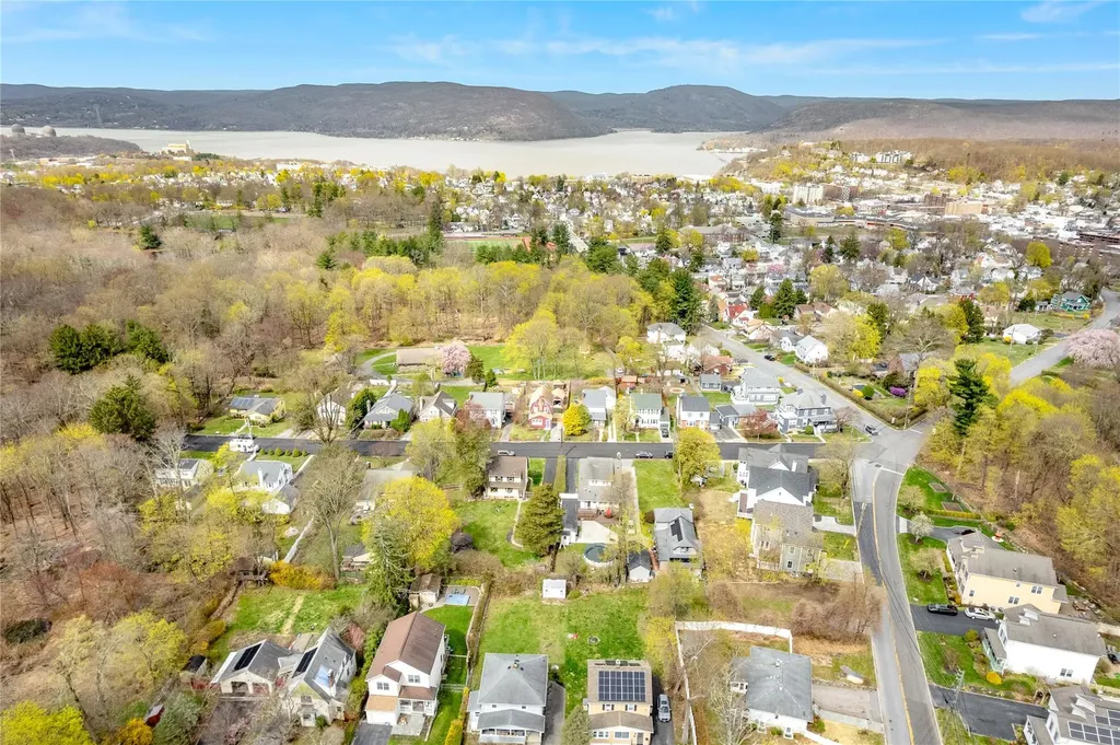 319 Montross Avenue Peekskill NY 10566
