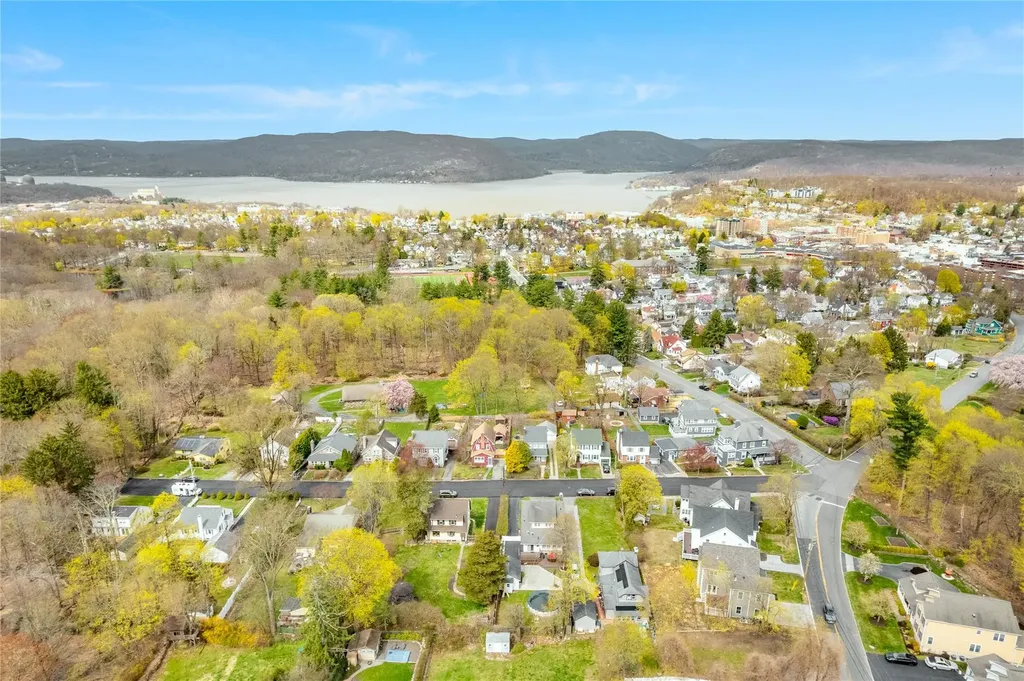 319 Montross Avenue Peekskill NY 10566