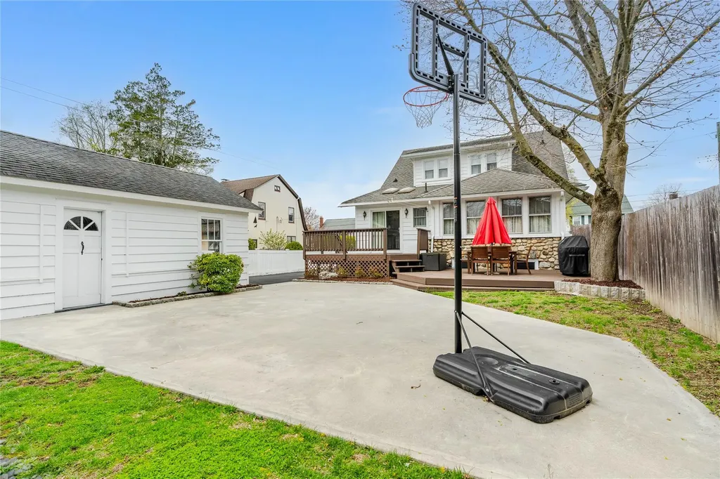 319 Montross Avenue Peekskill NY 10566